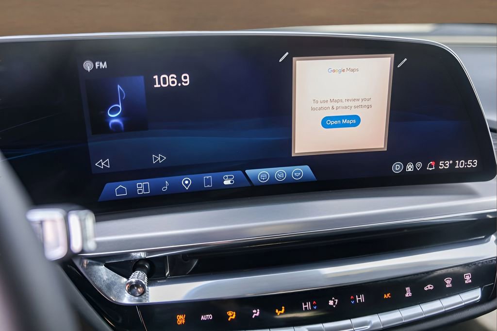 Certified 2024 Cadillac Lyriq Sport image 16