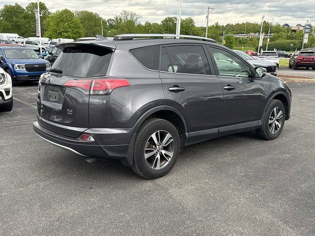 Used 2018 Toyota RAV4 XLE w/ Plus Extra Value Package AWD/4WD image 8