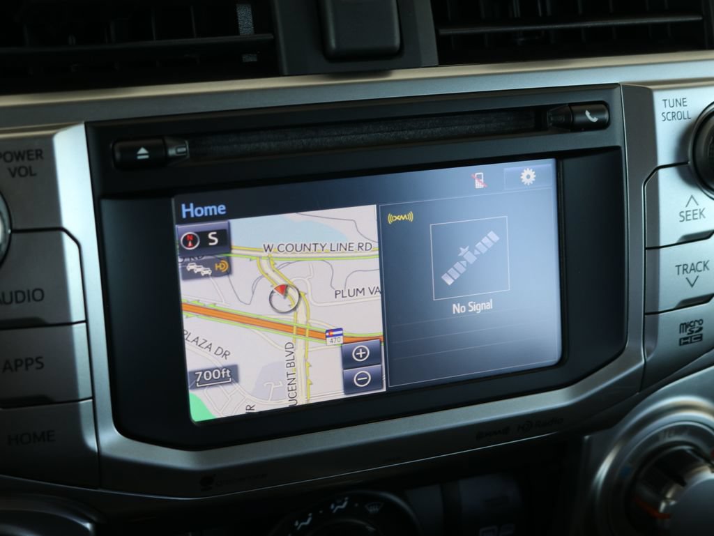 Used 2019 Toyota 4Runner SR5 AWD/4WD image 13