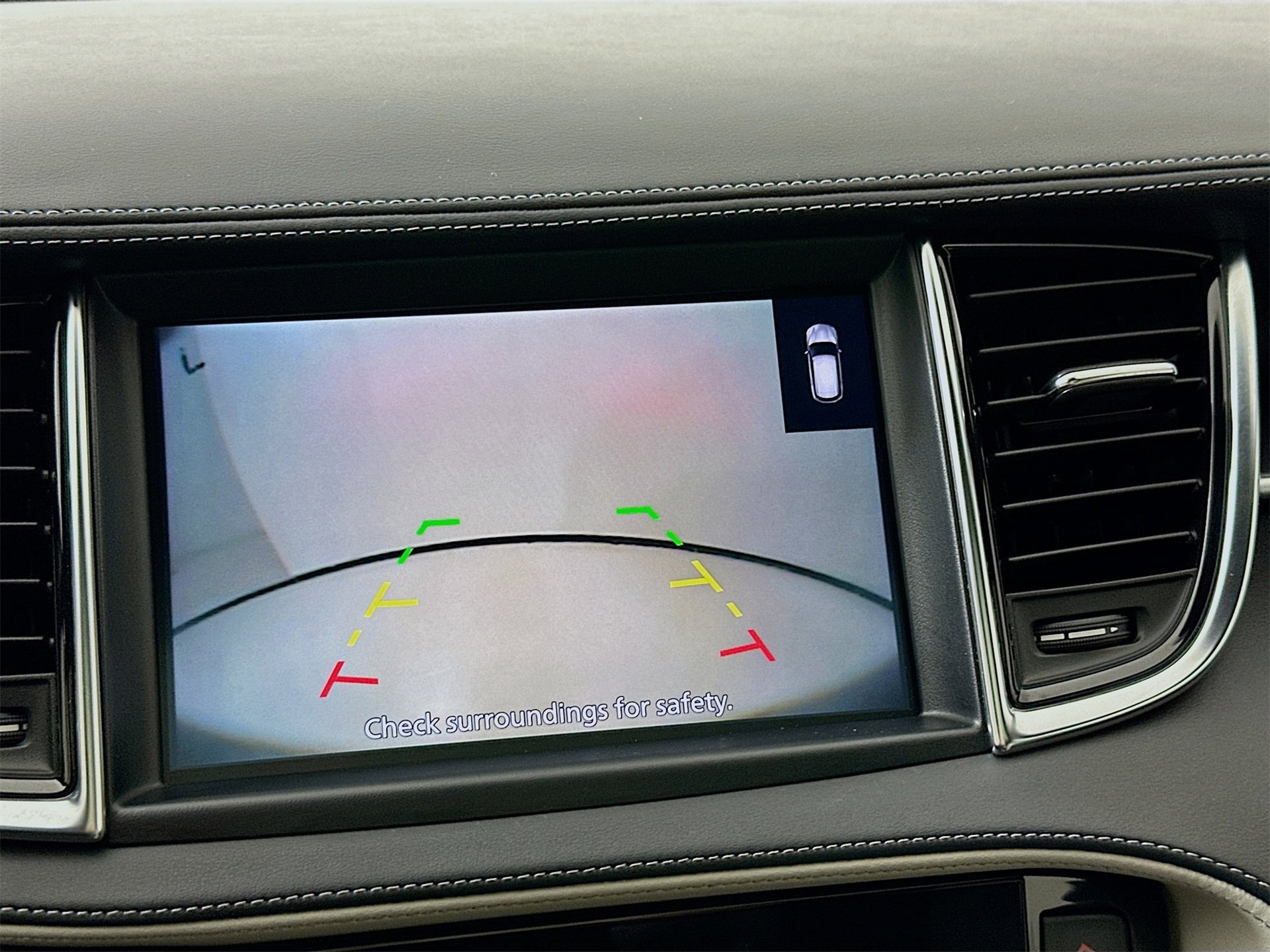 Used 2023 INFINITI QX55 Luxe w/ Cargo Package image 14