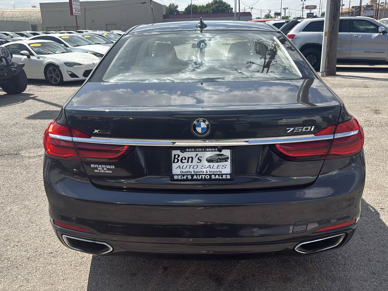 Used 2018 BMW 750i xDrive AWD/4WD image 7