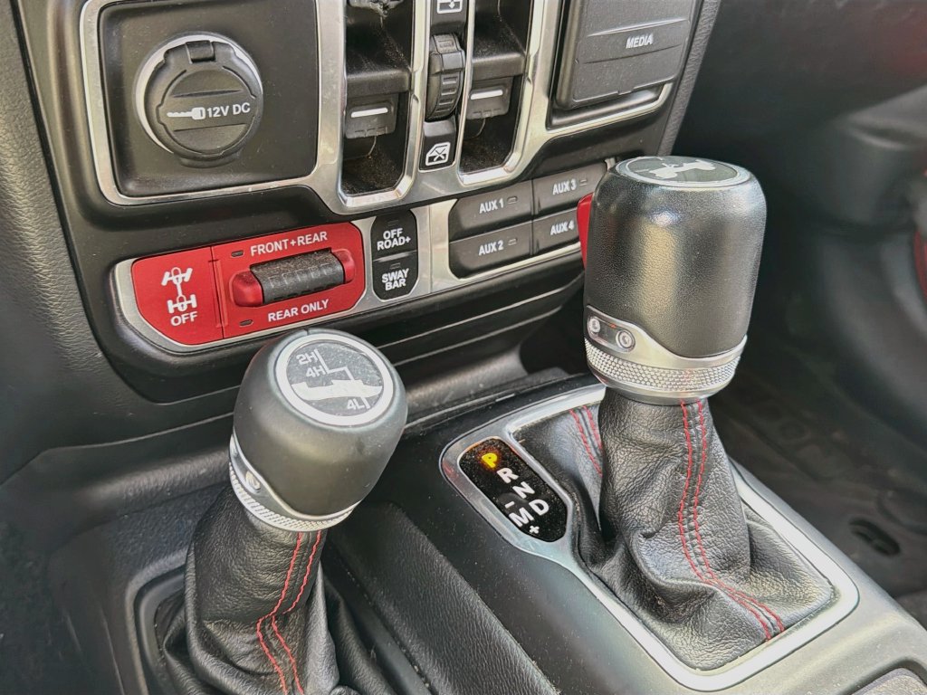 Used 2021 Jeep Wrangler Unlimited Rubicon AWD/4WD image 19