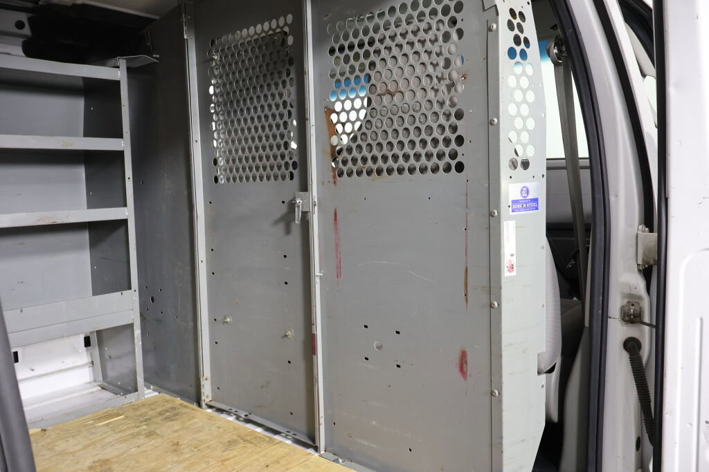 Used 2013 Ford E-150 and Econoline 150 image 18
