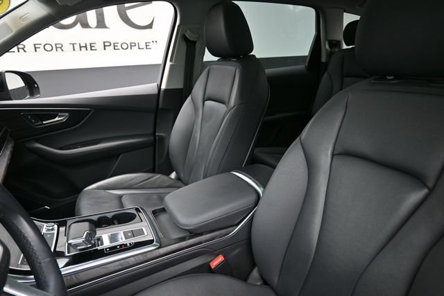 Used 2023 Audi Q7 2.0T Premium Plus w/ Premium Plus Package AWD/4WD image 16