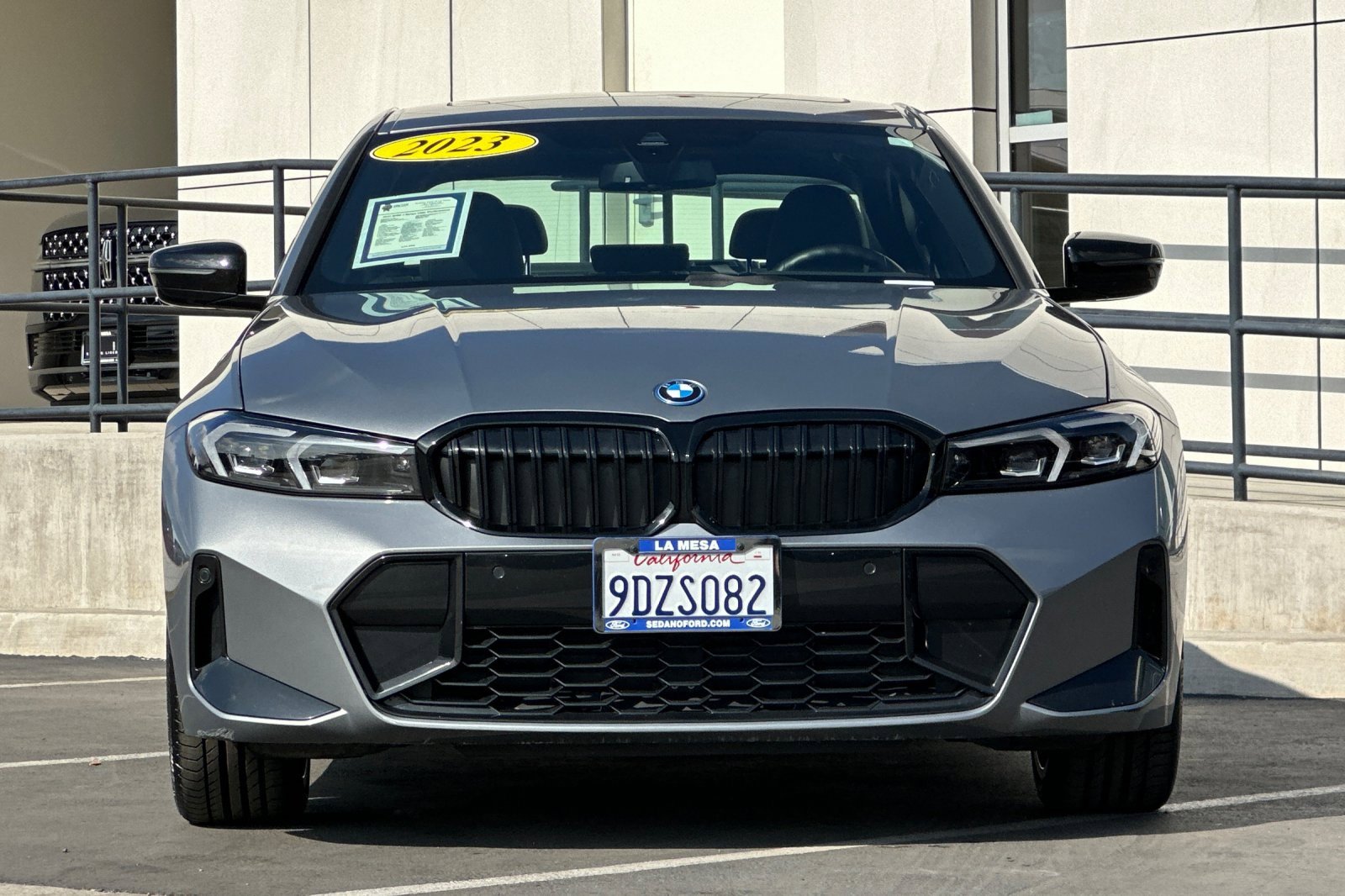 Used 2023 BMW 330e w/ M Sport Package image 8