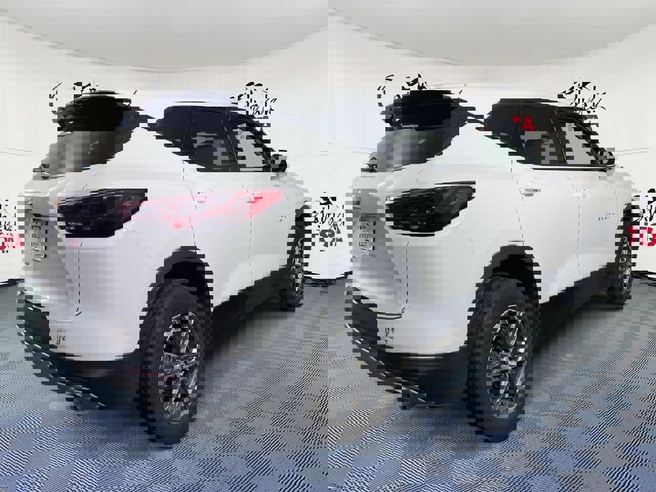 Used 2024 Chevrolet Blazer LT image 7