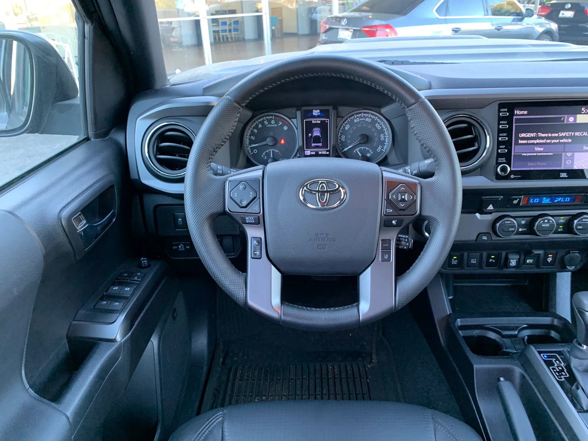 Used 2022 Toyota Tacoma TRD Sport w/ TRD Premium Sport Package image 15