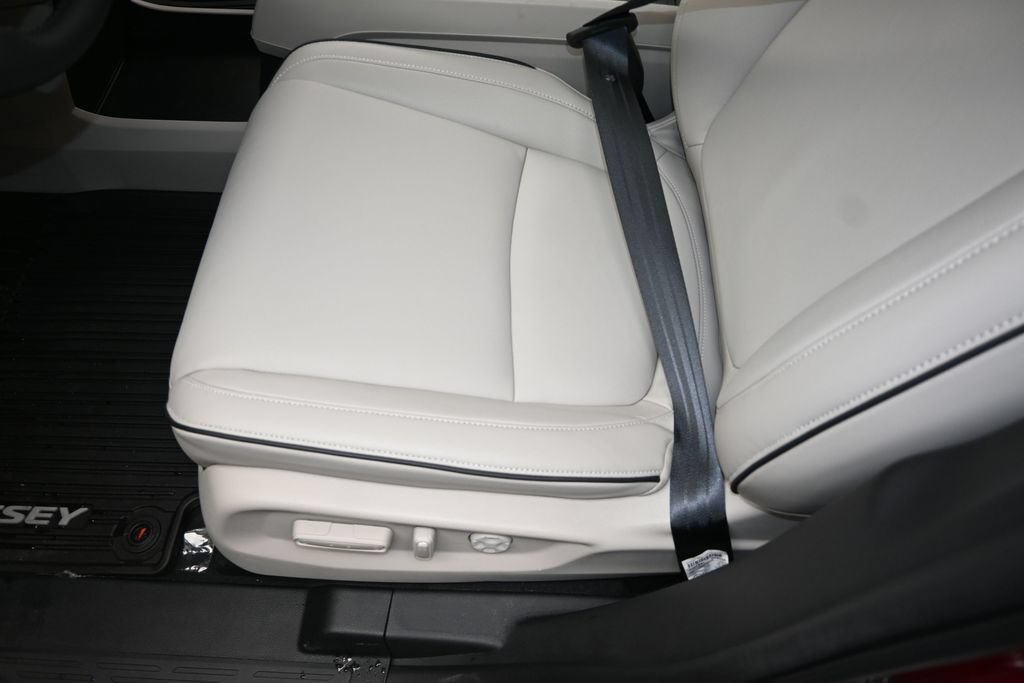 New 2027 Honda Odyssey Touring image 12