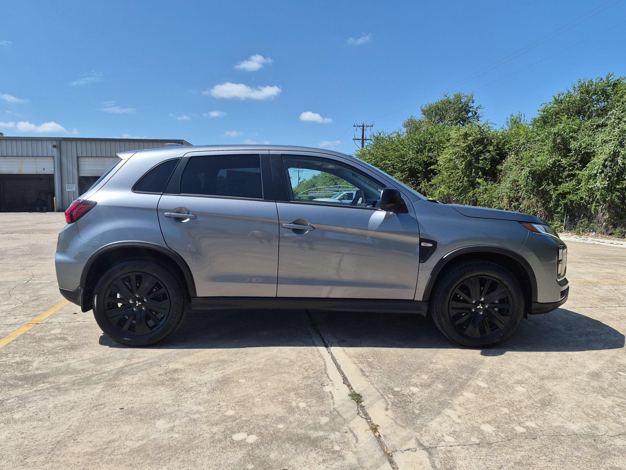 New 2027 Mitsubishi Outlander Sport LE AWD/4WD image 6