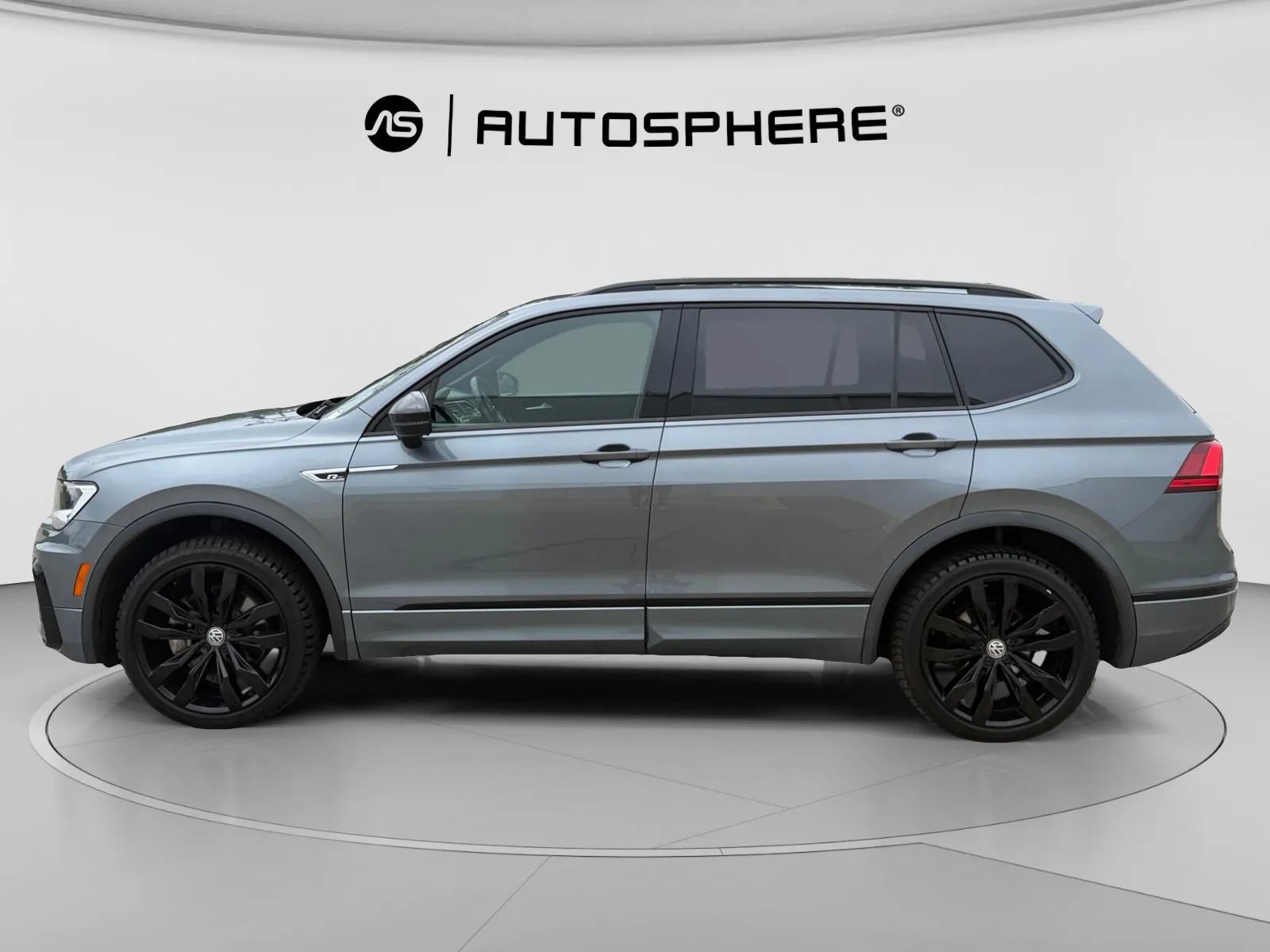 Used 2021 Volkswagen Tiguan SE R-Line AWD/4WD image 4