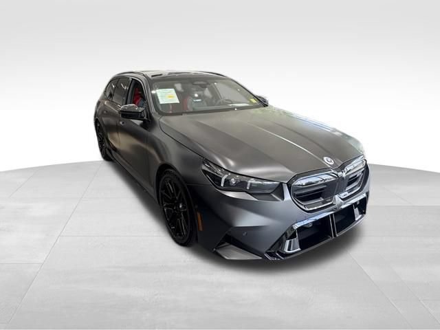 Certified 2025 BMW M5 Touring AWD/4WD image 5