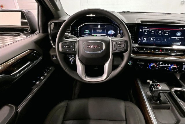 Used 2024 GMC Sierra 1500 Elevation w/ Elevation Premium Package AWD/4WD image 6
