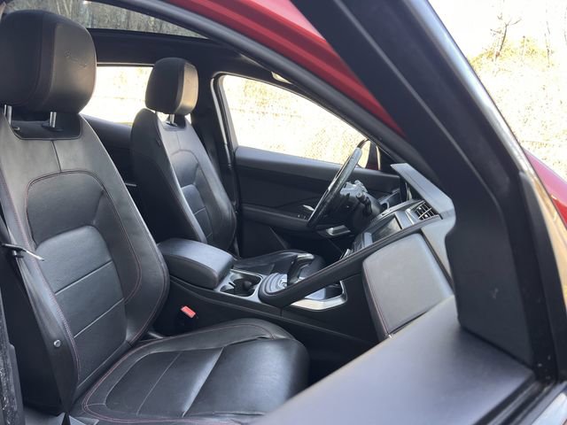 Used 2018 Jaguar E-PACE First Edition image 32