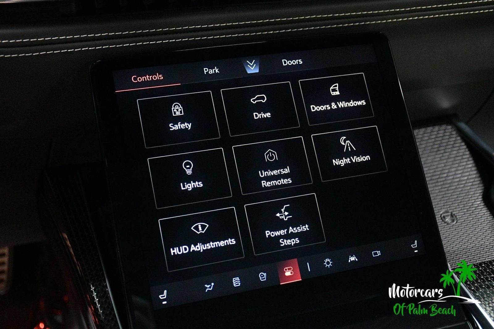 Used 2026 Cadillac Escalade ESV V w/ LPO, ONYX Package AWD/4WD image 54