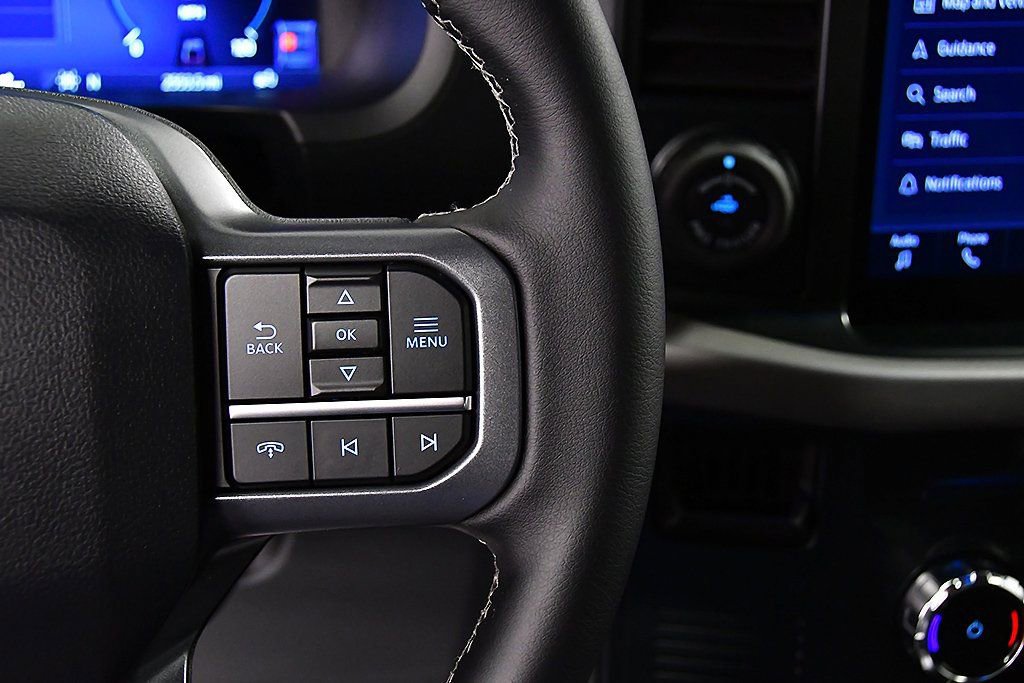 Used 2025 Ford F150 Lightning XLT image 24