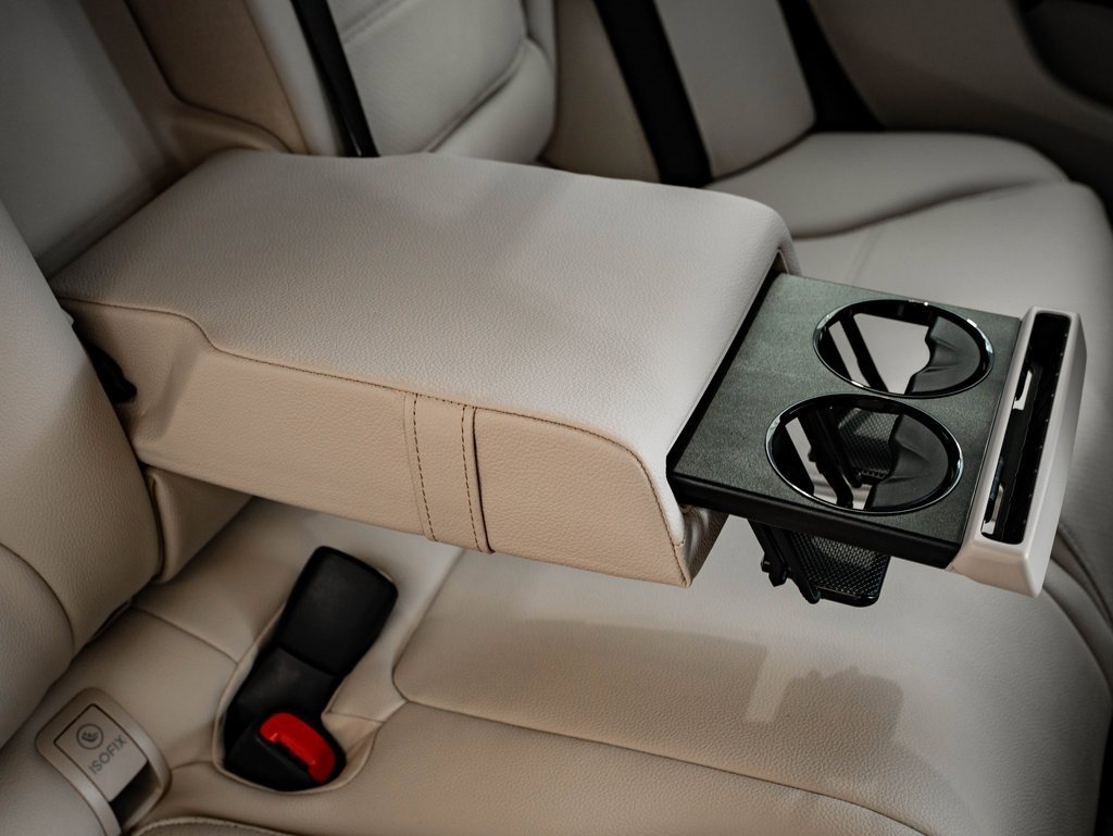 New 2026 Mercedes-Benz C 300 C 300 image 46