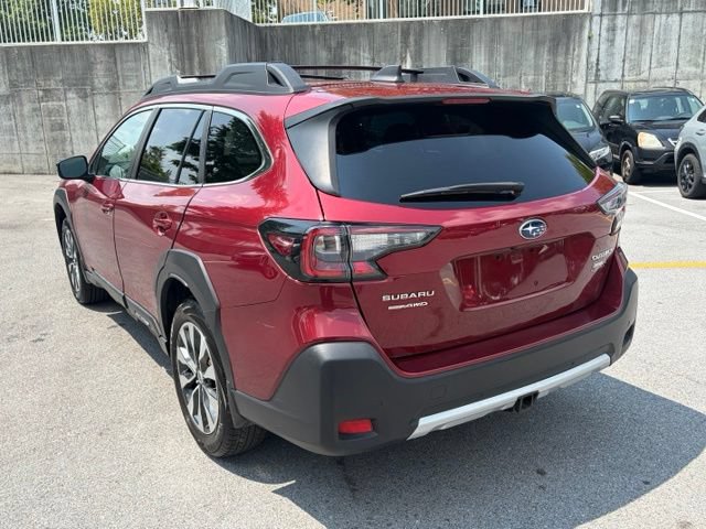 Used 2023 Subaru Outback Limited AWD/4WD image 5