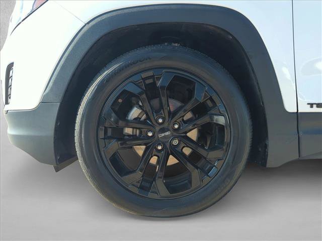 Used 2021 GMC Terrain SLE w/ Driver Convenience Package image 23