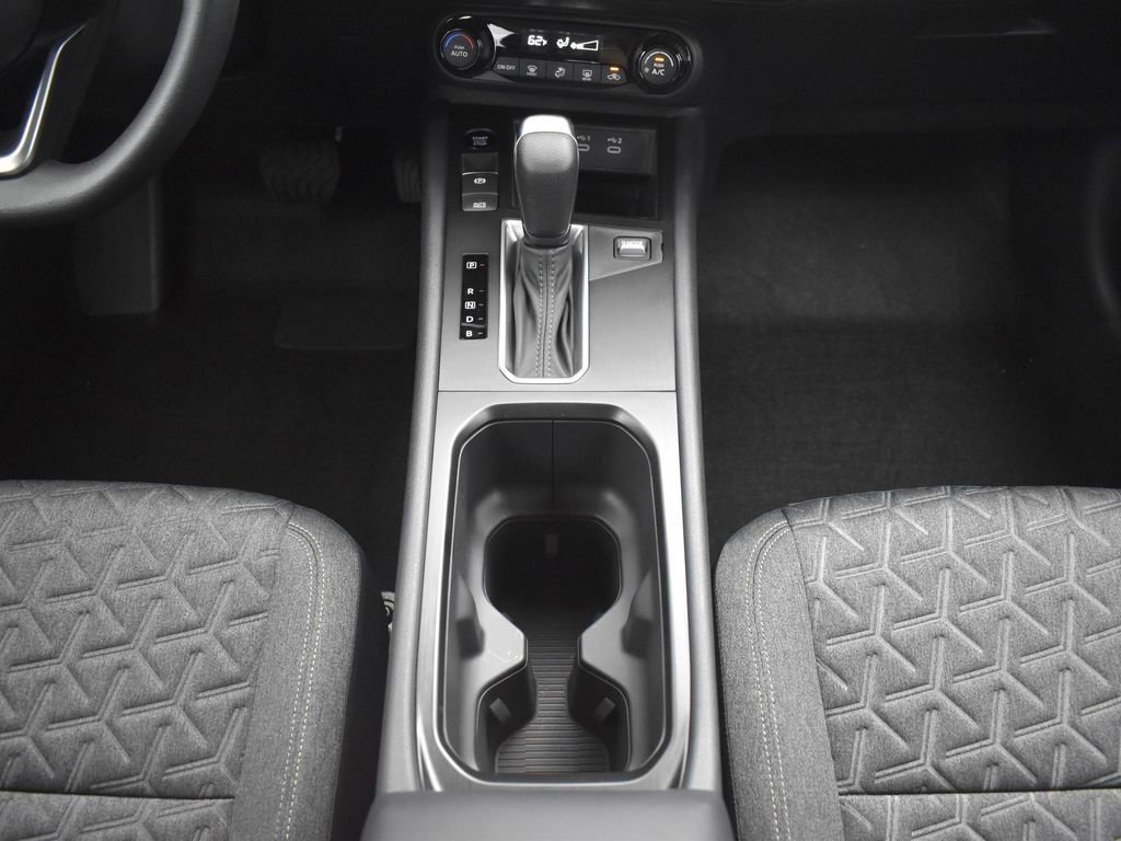 New 2026 Nissan Kicks SV image 12