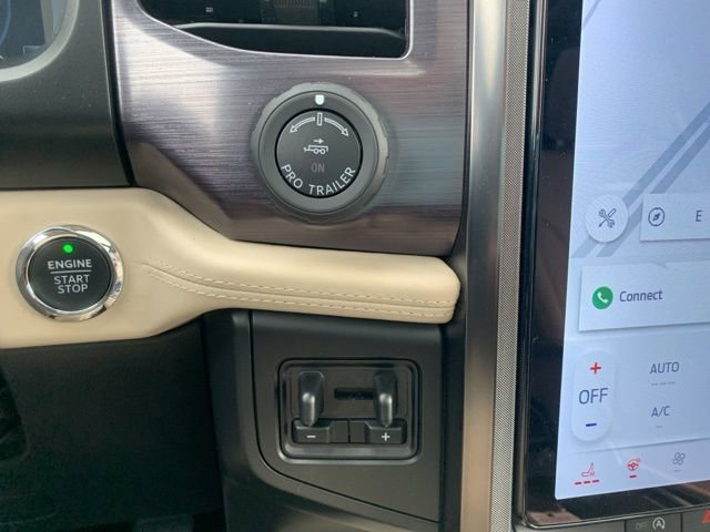 Used 2022 Ford Expedition Platinum AWD/4WD image 19