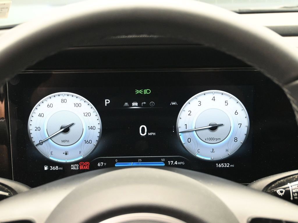 Used 2025 Hyundai Elantra Limited FWD image 12