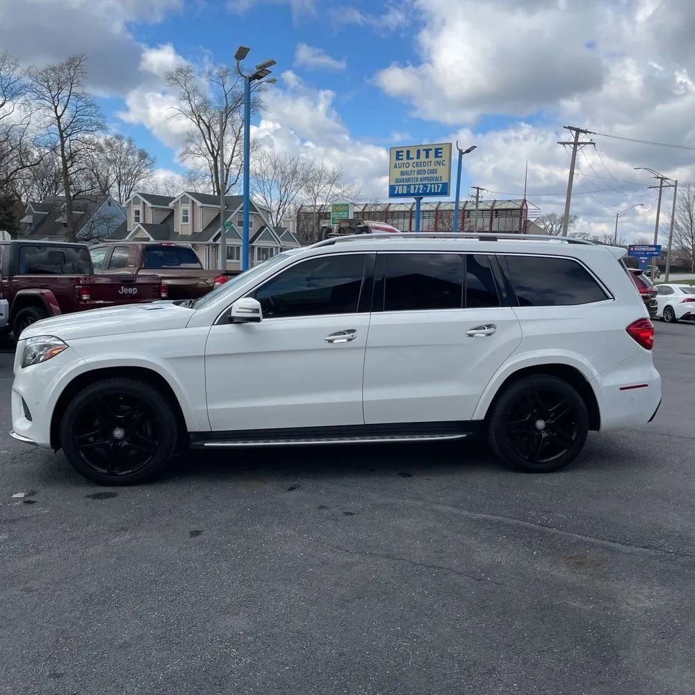 Used 2017 Mercedes-Benz GLS 550 4MATIC image 3