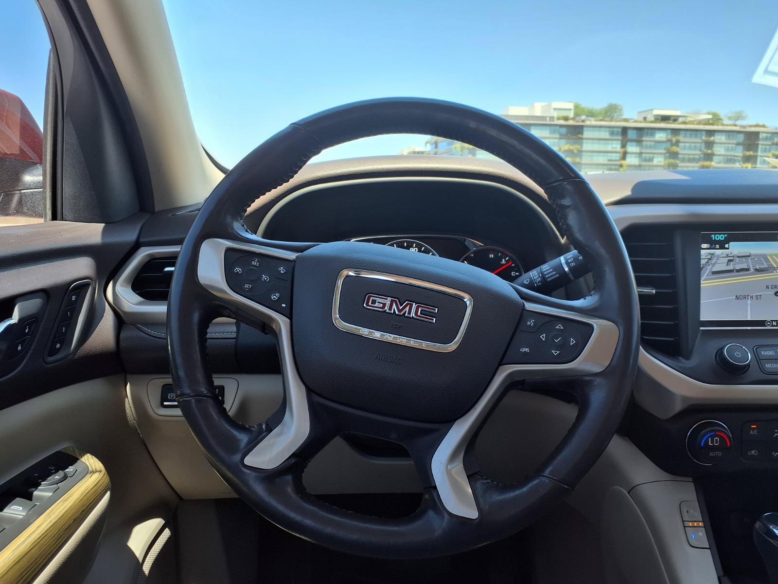 Used 2019 GMC Acadia Denali w/ Technology Package FWD image 20