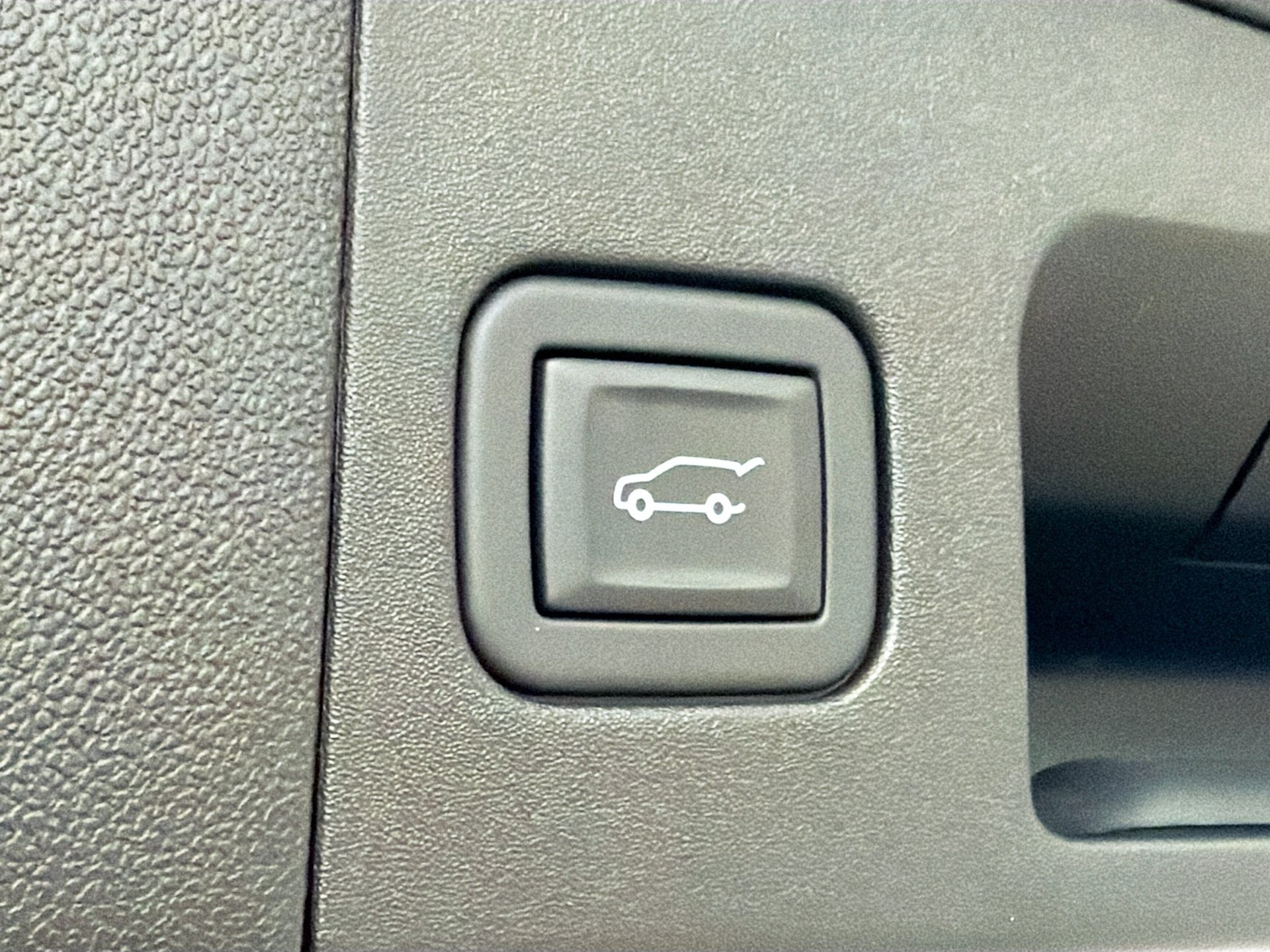 Certified 2023 Cadillac XT5 Luxury FWD image 15