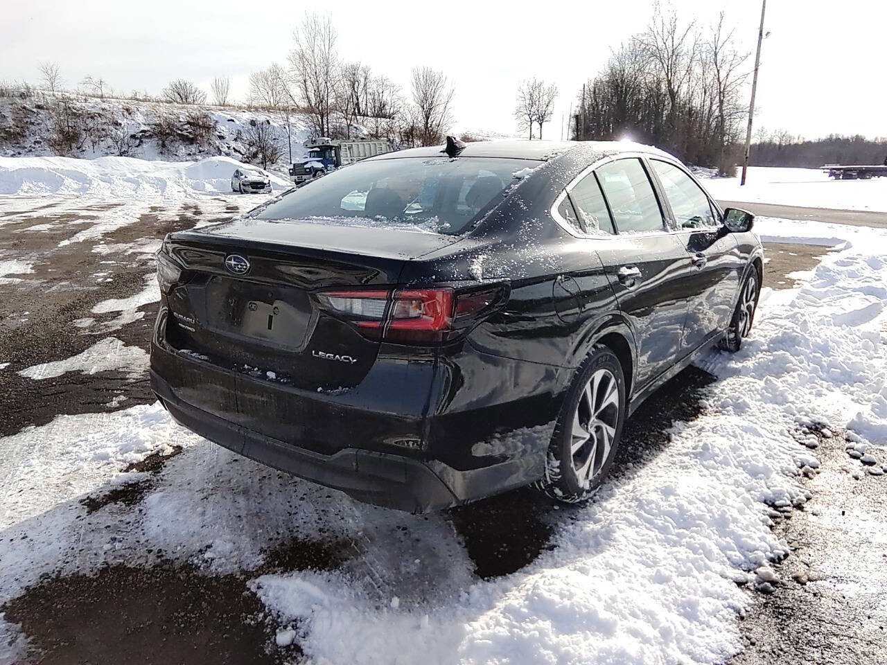 Used 2021 Subaru Legacy Premium image 5
