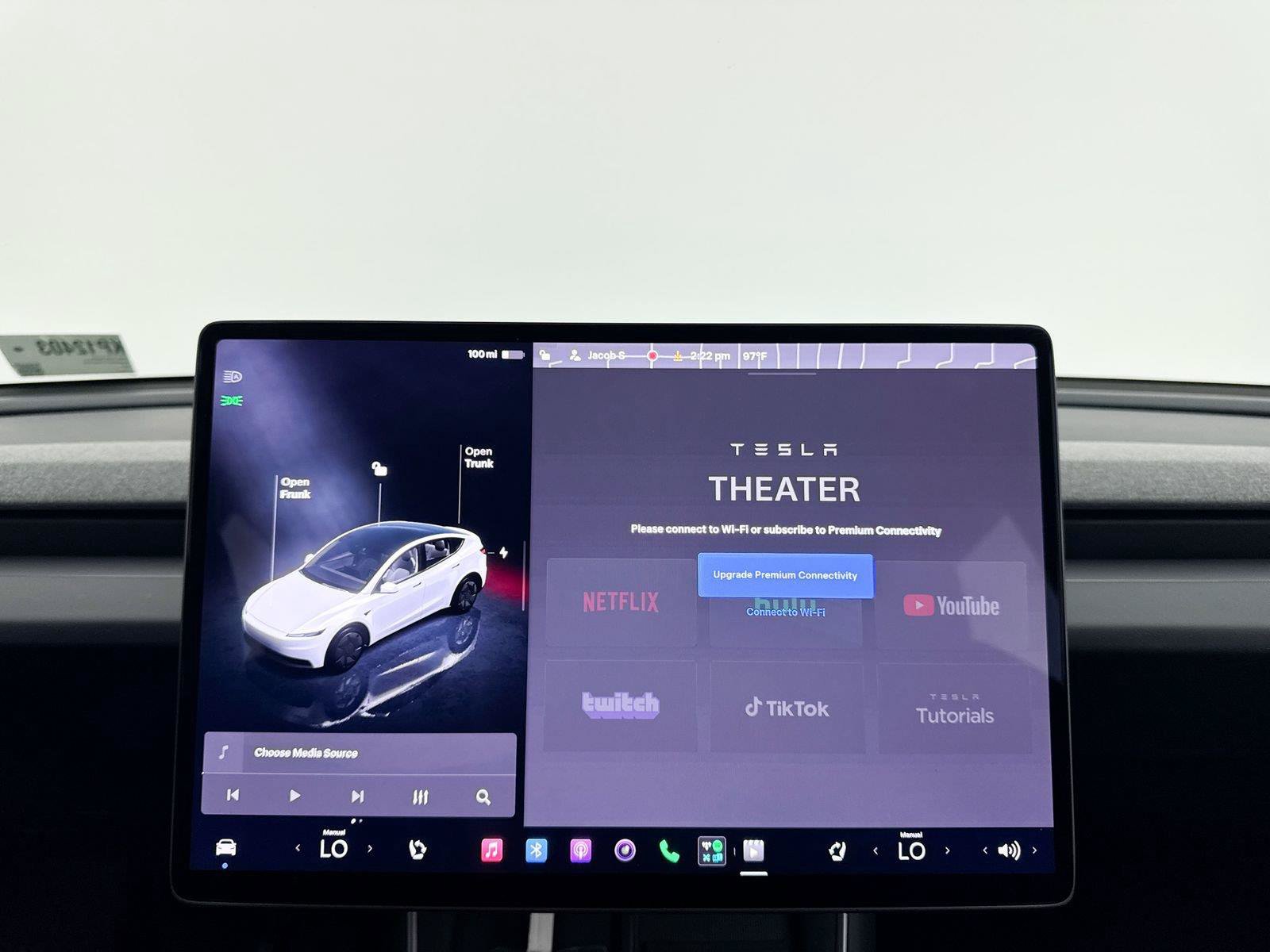 Used 2026 Tesla Model Y 2WD image 5