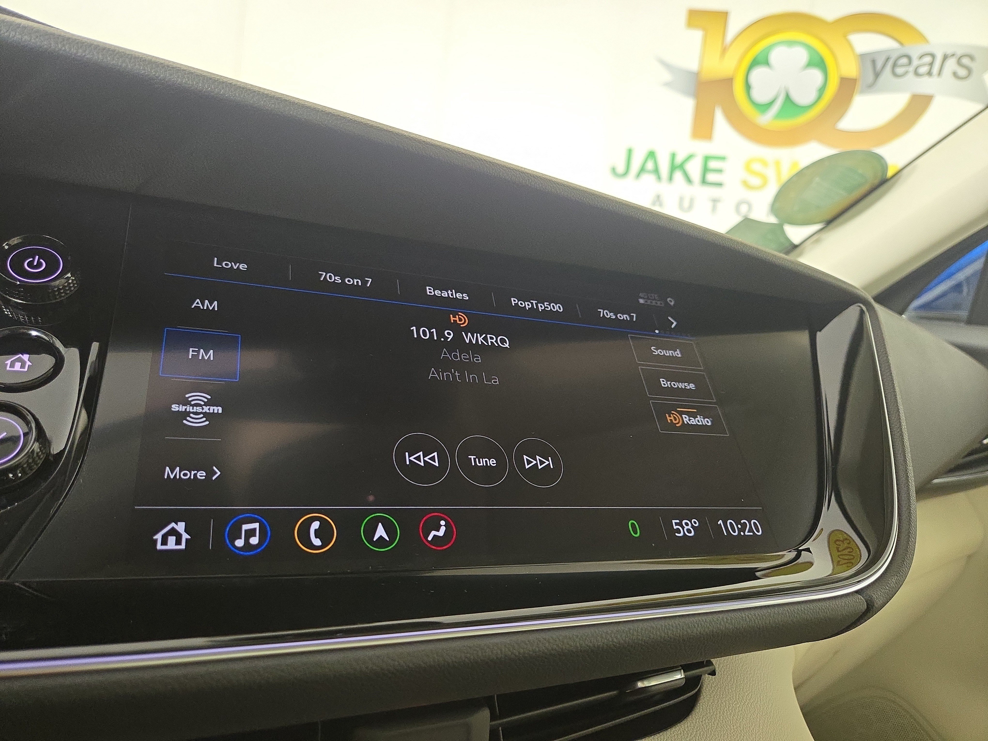 Used 2023 Buick Envision Avenir AWD/4WD image 19