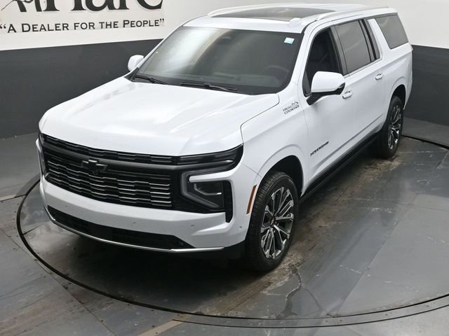 New 2026 Chevrolet Suburban High Country image 24