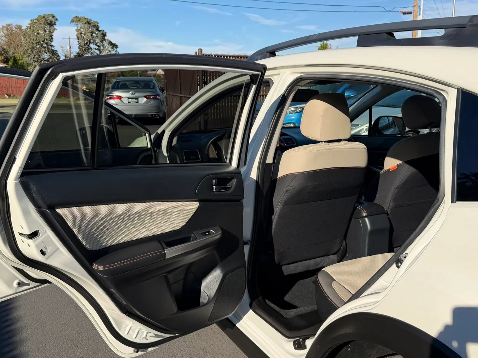Used 2016 Subaru Crosstrek 2.0i Premium w/ Moonroof Package AWD/4WD image 10