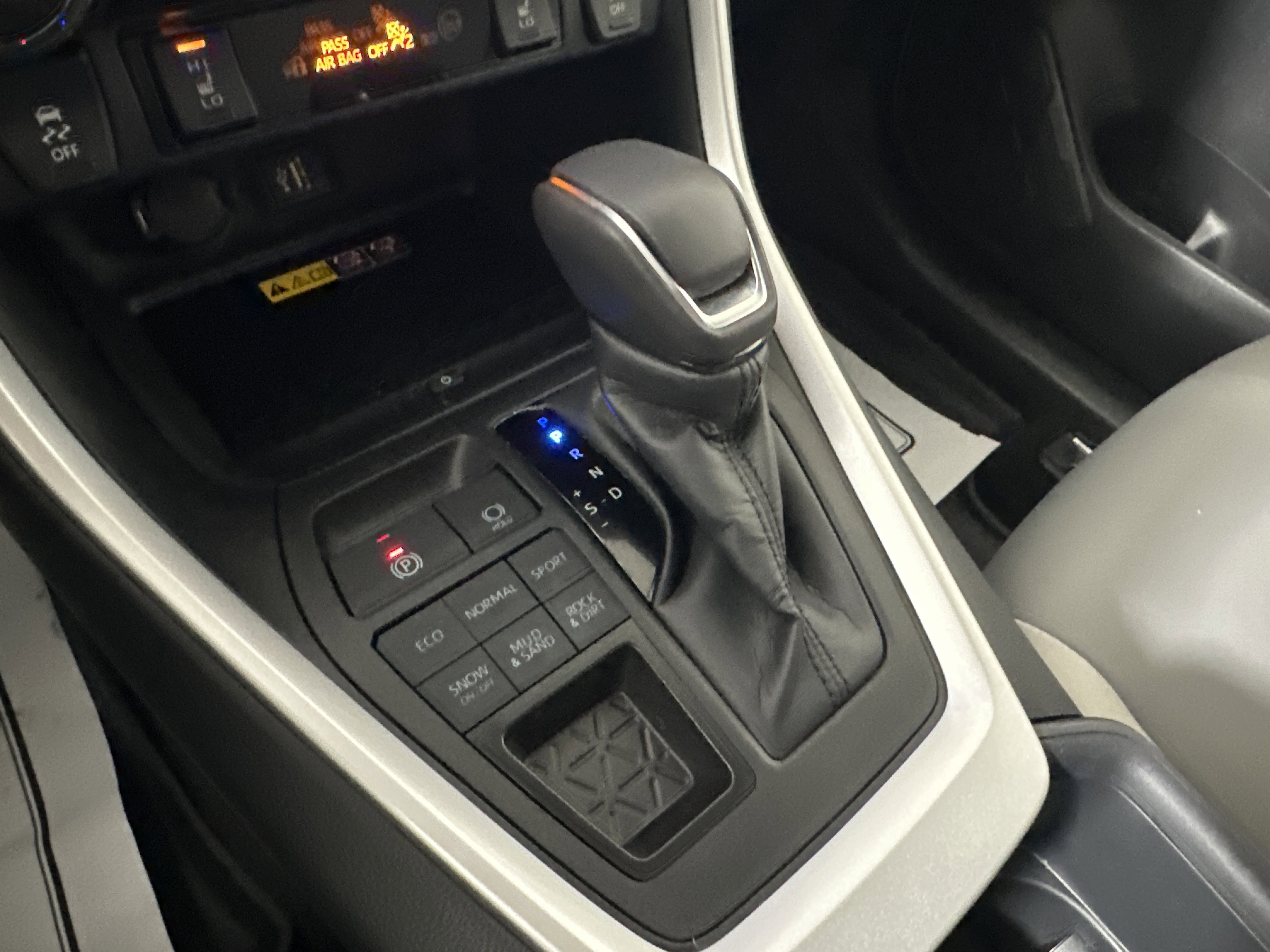 Used 2024 Toyota RAV4 XLE Premium w/ Weather Package image 19