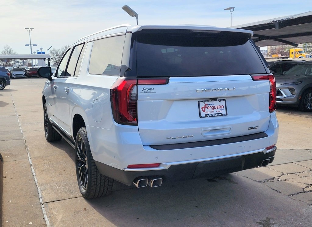 New 2026 GMC Yukon XL Denali w/ Sun & Power Step Package image 5