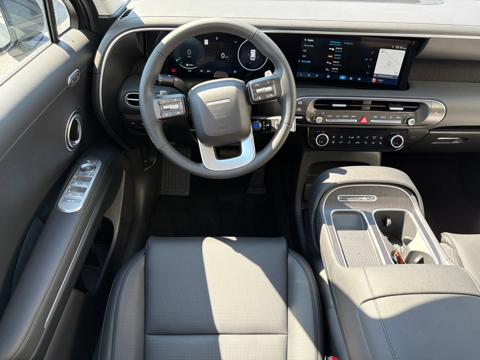 Used 2026 Hyundai Palisade SEL AWD/4WD image 18