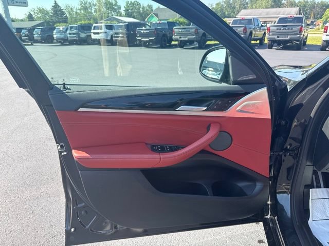 Used 2023 BMW X4 M AWD/4WD image 14