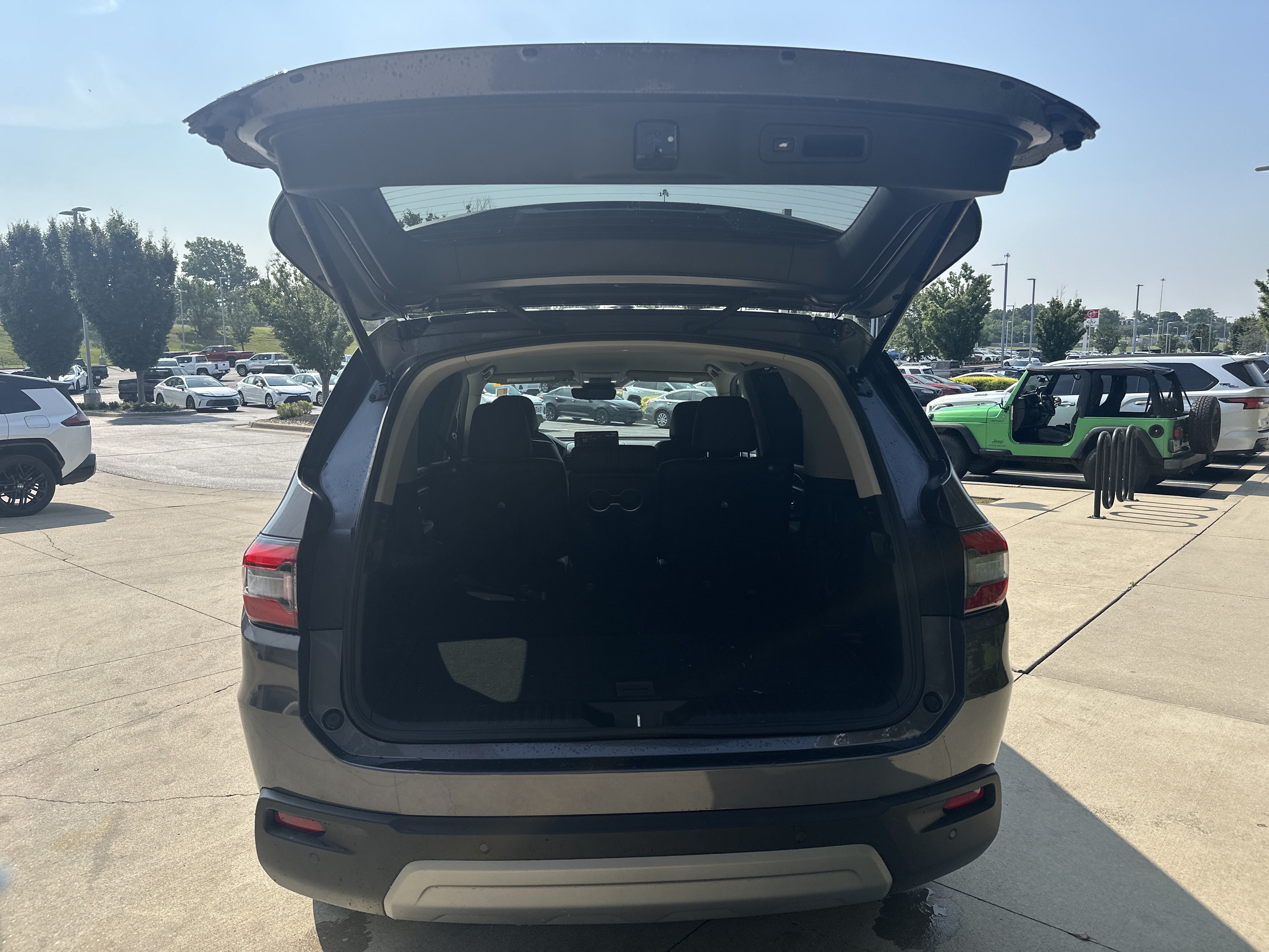 Used 2025 Honda Pilot EX-L image 29