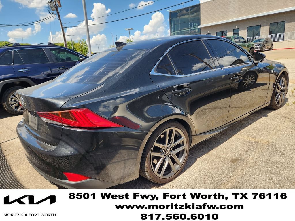 Used 2017 Lexus IS 200t F Sport w/ F Sport Package RWD image 4
