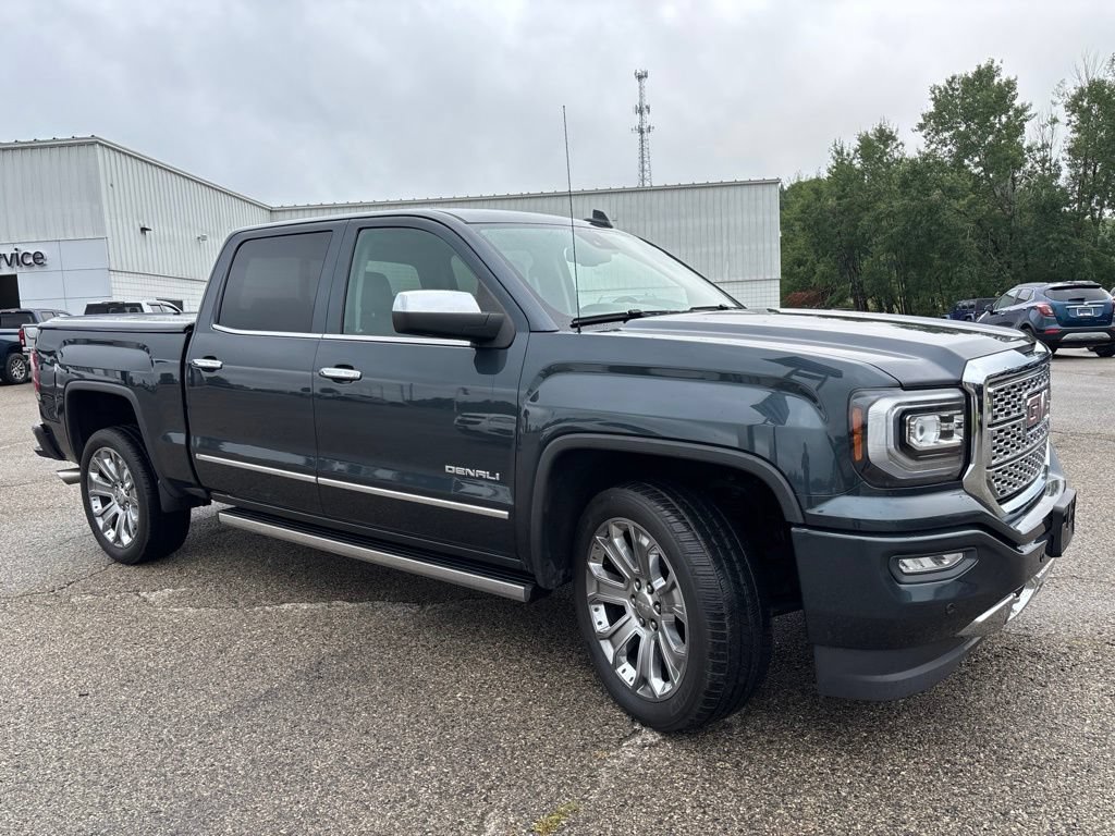 Used 2017 GMC Sierra 1500 Denali w/ Denali Ultimate Package AWD/4WD image 9