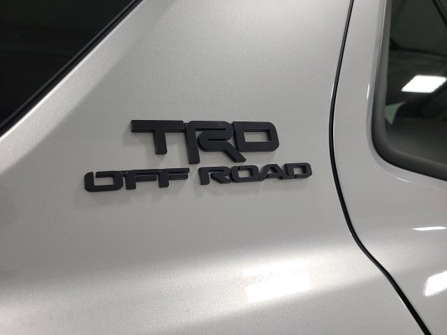 New 2026 Toyota 4Runner TRD Off-Road Premium AWD/4WD image 8