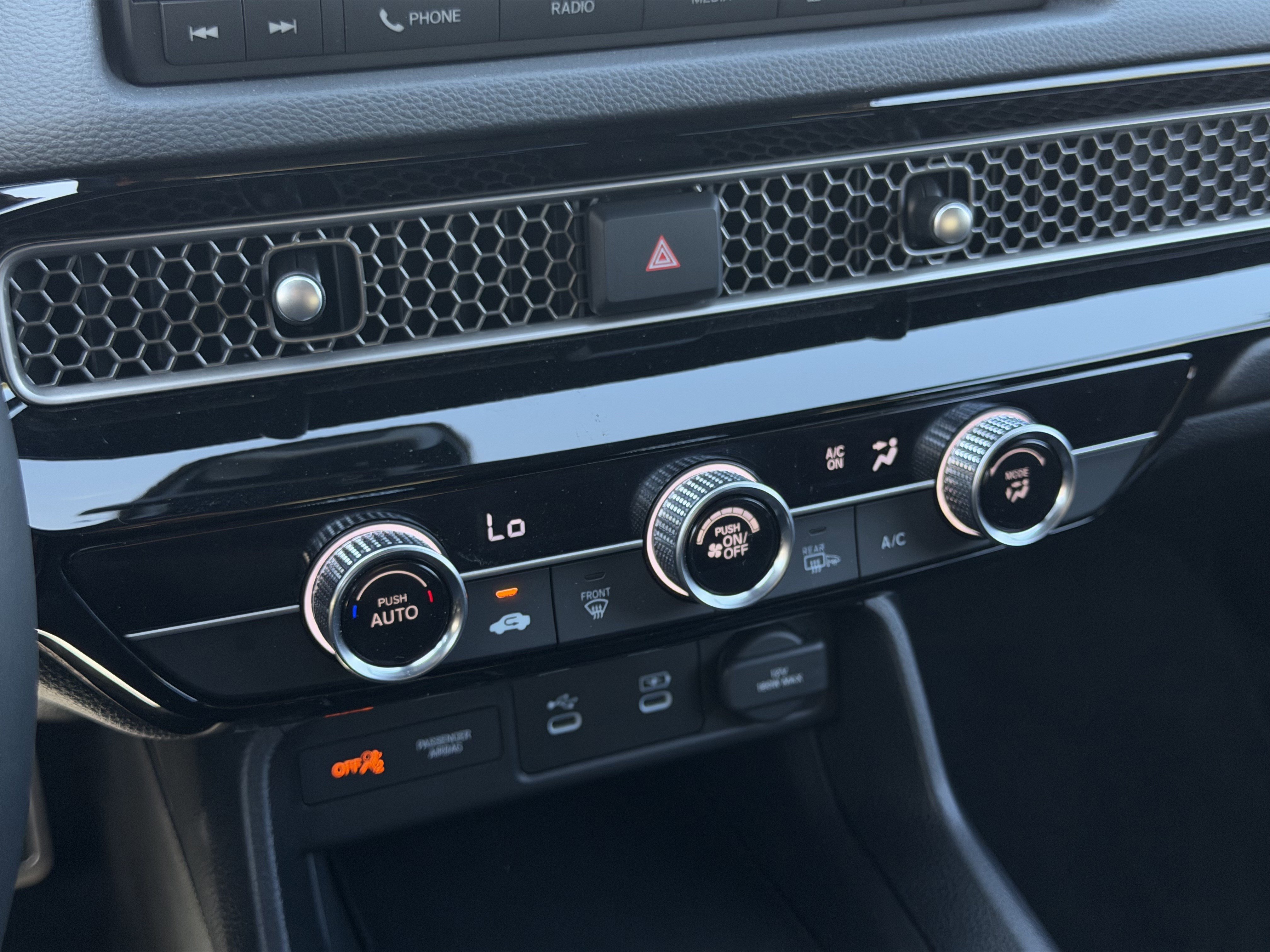 Certified 2025 Honda Civic Sport image 22