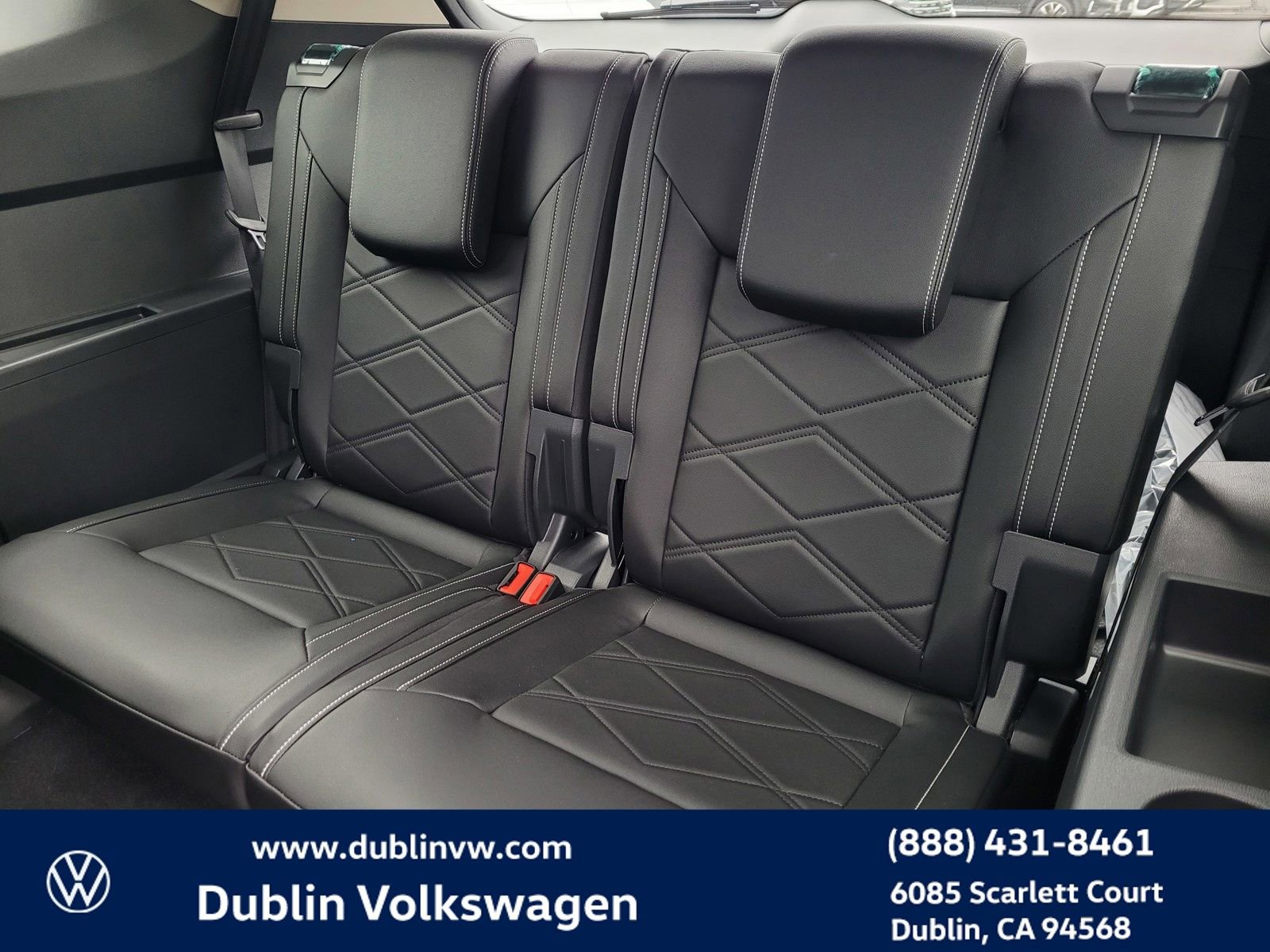 New 2026 Volkswagen Atlas SE image 10