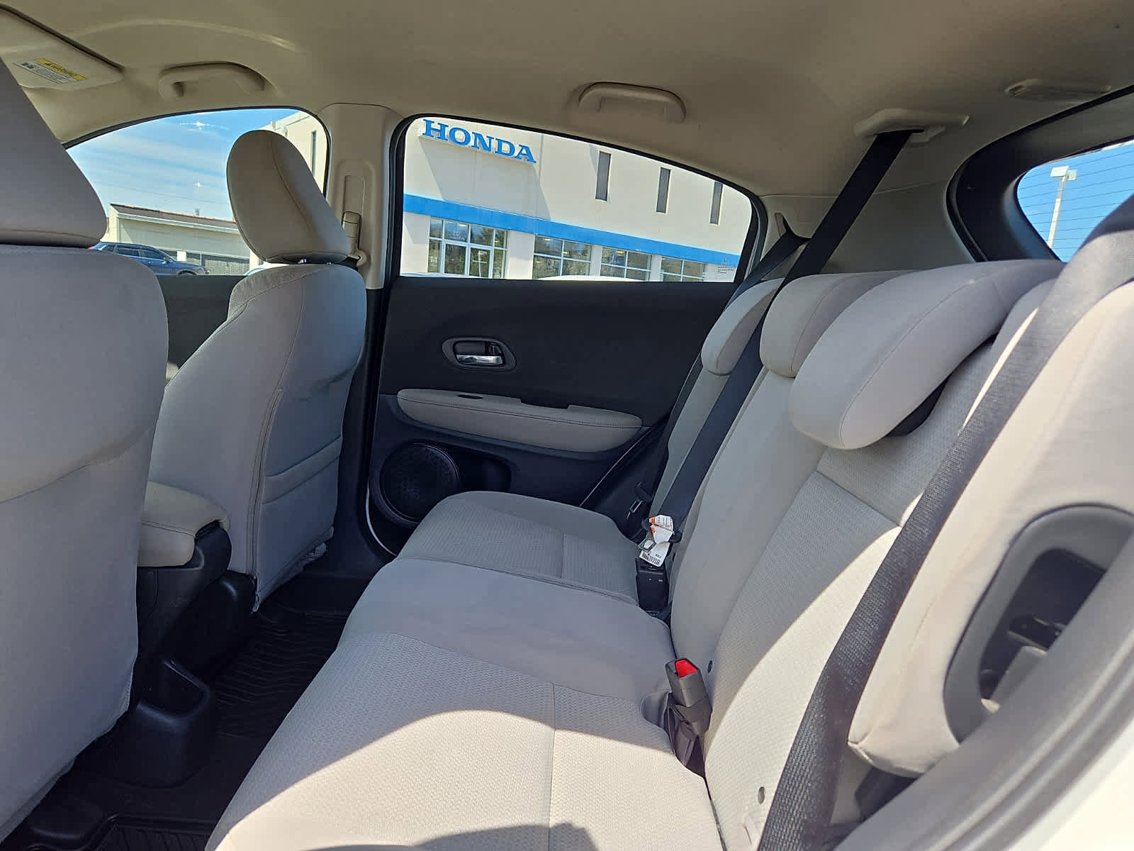 Certified 2022 Honda HR-V LX image 11