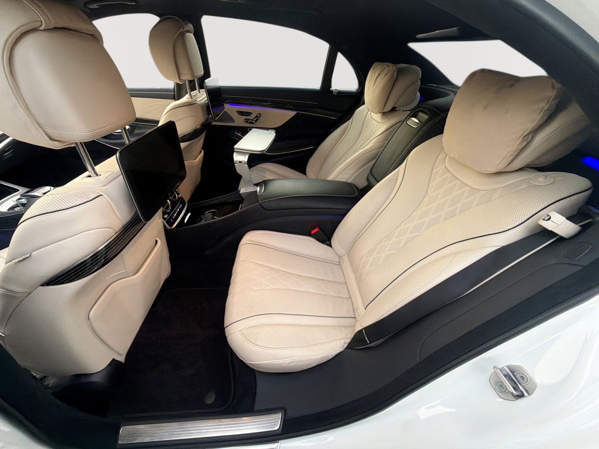 Used 2019 Mercedes-Benz S 560 4MATIC Sedan image 26