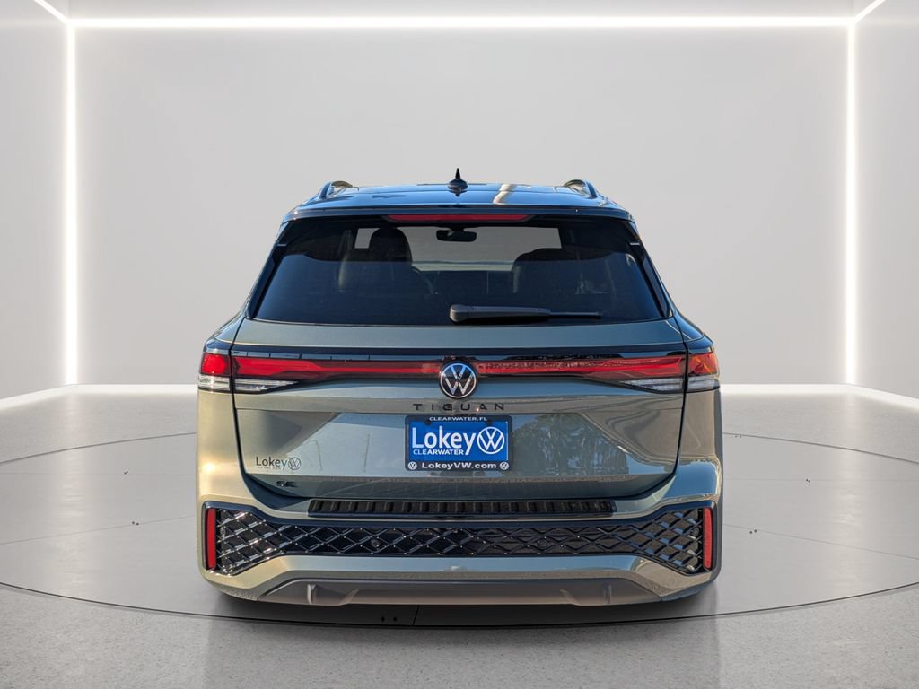 New 2026 Volkswagen Tiguan SE R-Line FWD image 5