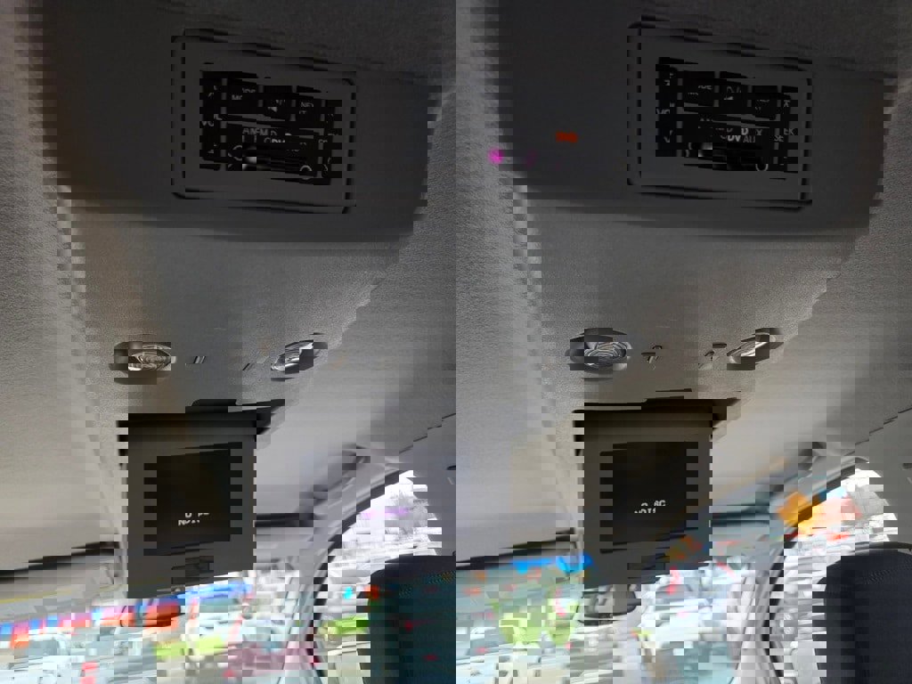 Used 2004 Nissan Titan SE image 19