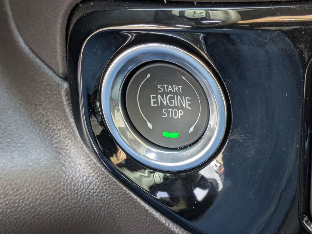 New 2026 GMC Sierra 1500 SLT image 16