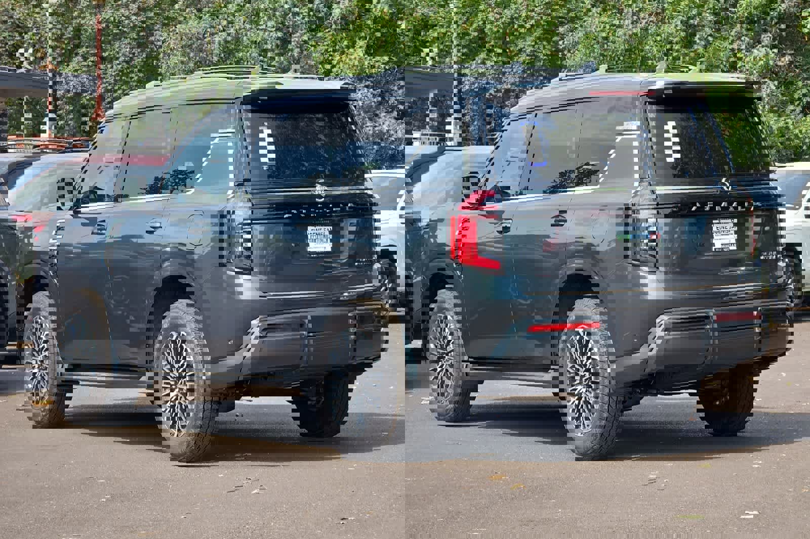 New 2025 Nissan Armada Platinum w/ Convenience Package image 6