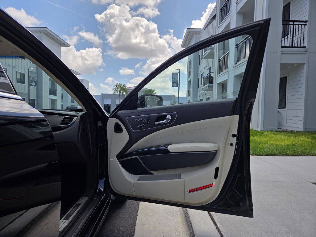 Used 2015 Kia K900 Premium w/ Interior Highline Package RWD image 46